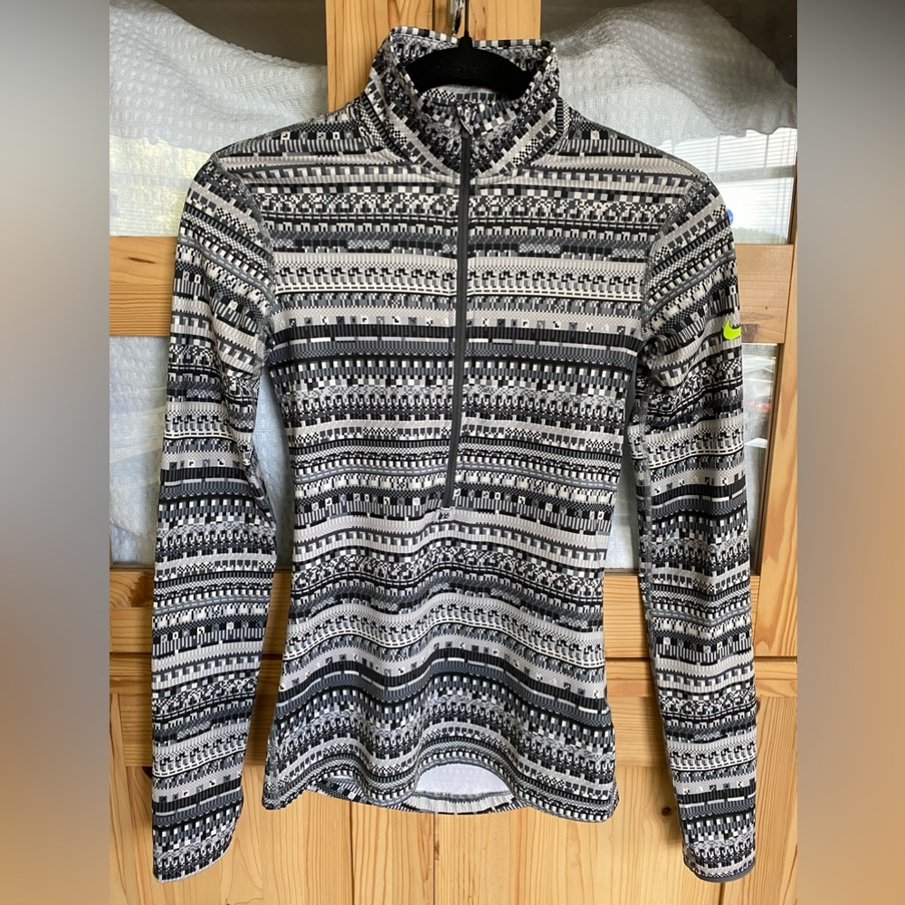 Nike Black and White Geometric Half-Zip Pullover